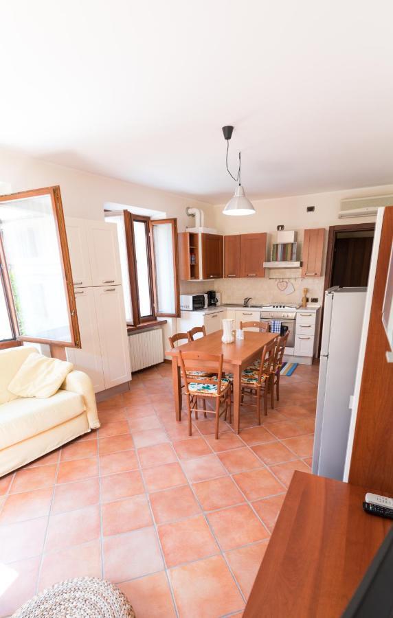 Welcome Traveller Il Borgo Apartment Bardolino Exterior foto
